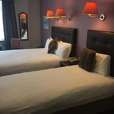 Parliament Hotel-2